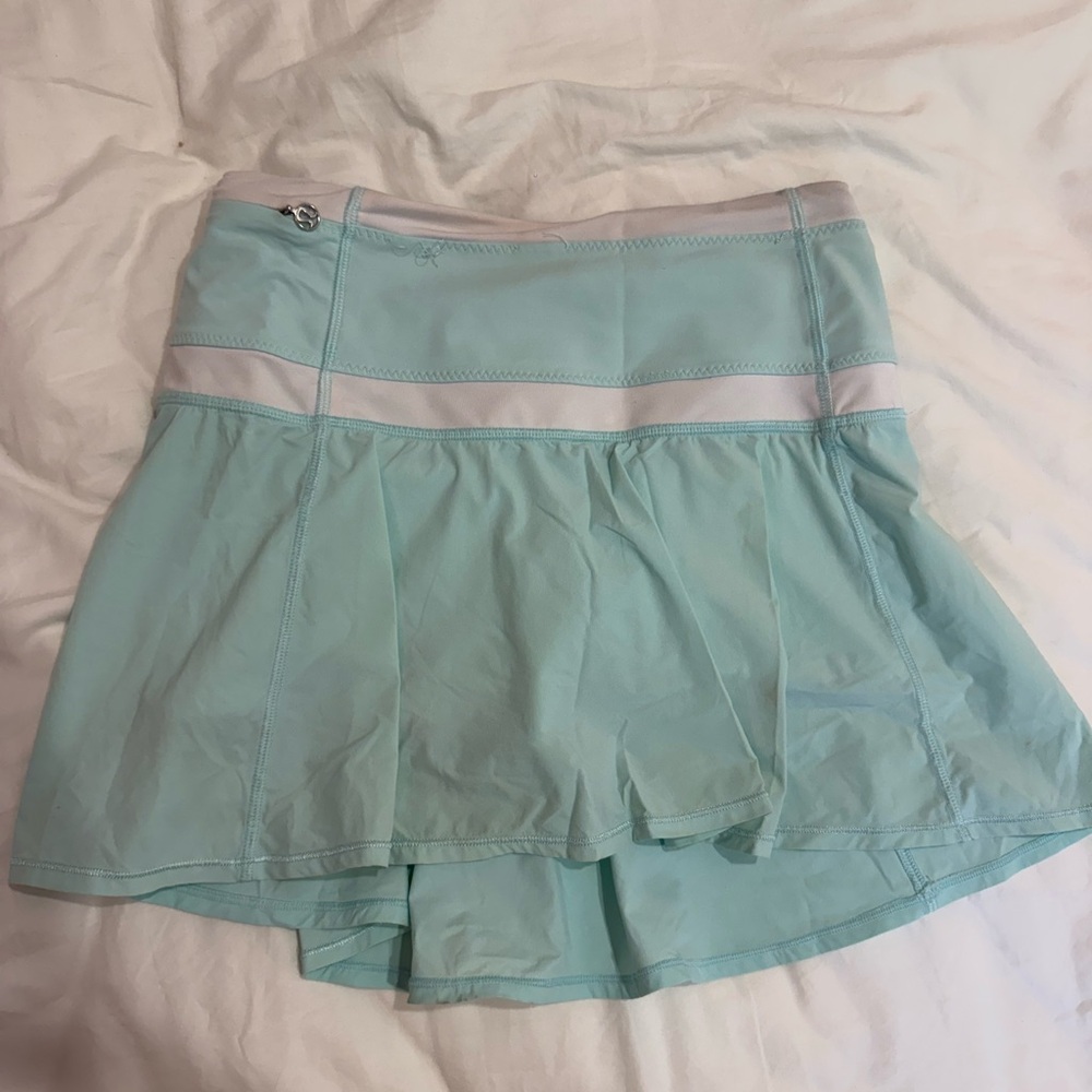 VINTAGE LULULEMON Light Aqua Athletic Skirt with Built-In Shorts